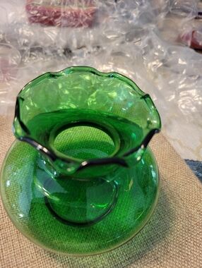Vintage Anchor  Hocking Green Ruffled